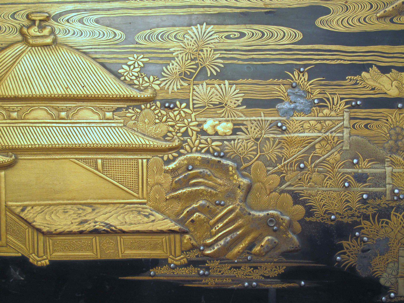 Le grand coffre en laque or du Cardinal Mazarin